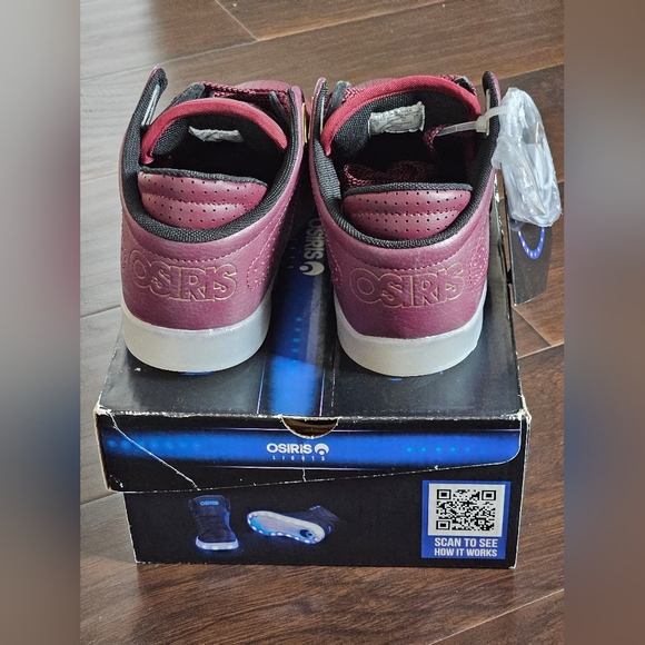 Osiris Lights Burgundy Skater Shoes size: 2 - Picture 3 of 8